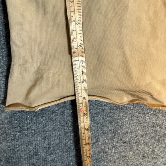 Spanx Shirt Womens Small Beige Tank Top Cami Shapewear Vneck Stretch No Padding - Picture 5 of 8